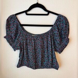 Tilly’s Sky and Sparrow Puff Sleeve Crop Top Shirt